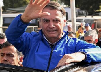 Polarização aumenta após prisão domiciliar de Bolsonaro e pode definir clima eleitoral de 2026